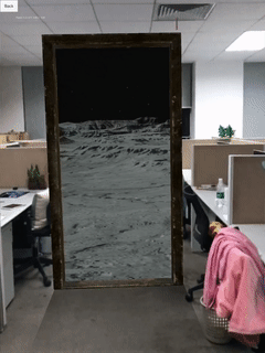 ar探月应用通过你的iphone镜头,呈现出穿越空间次元的门.